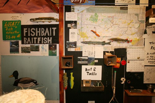 The installation included maps and practical fishing information.  Photo by L. Rippel.